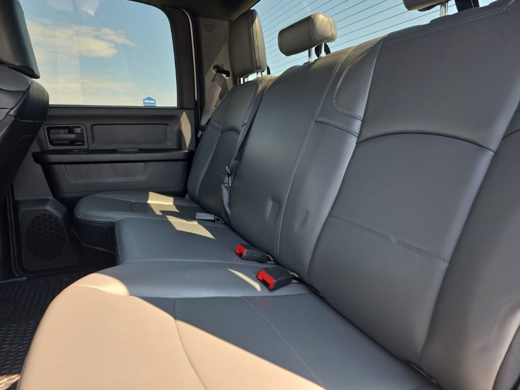 Used 2025 RAM 2500 Tradesman w/ Chrome Appearance Group image 10