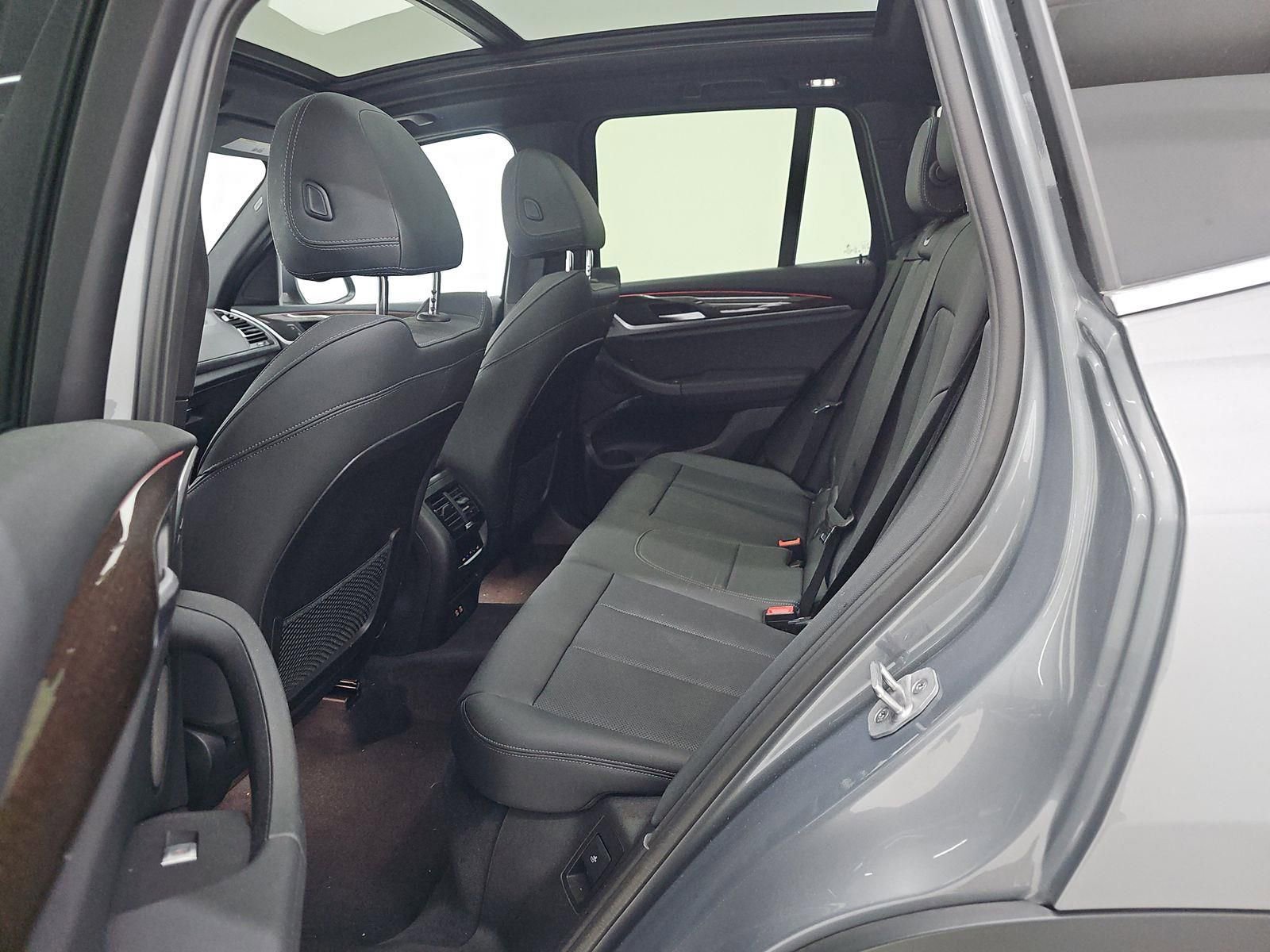 Used 2024 BMW X3 sDrive30i w/ Premium Package w/ZPA RWD image 14