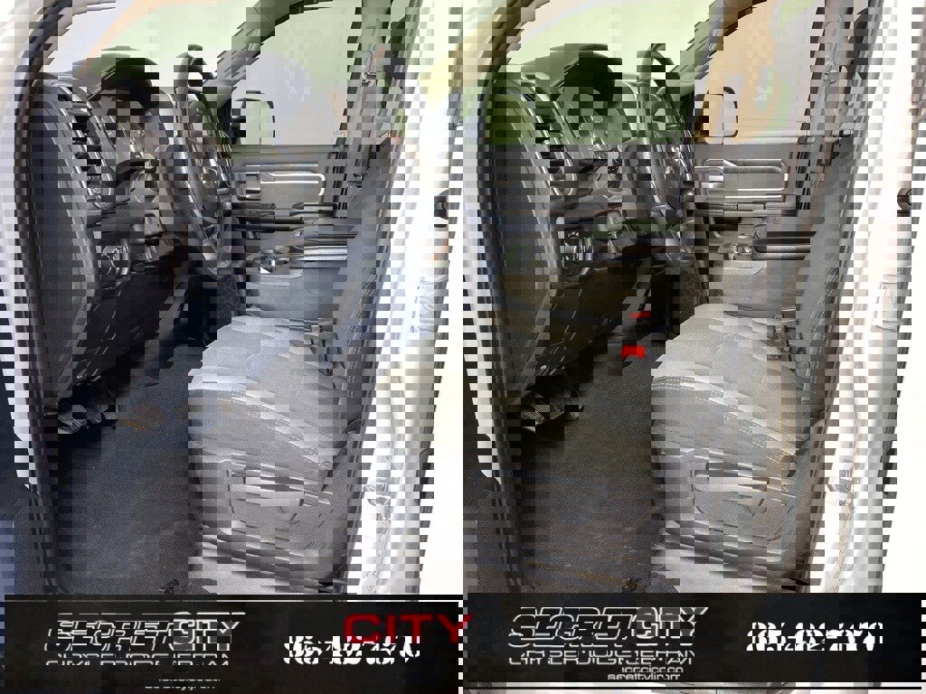 Used 2019 RAM 3500 Big Horn image 11