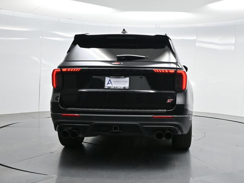 Used 2025 Ford Explorer ST AWD/4WD image 38