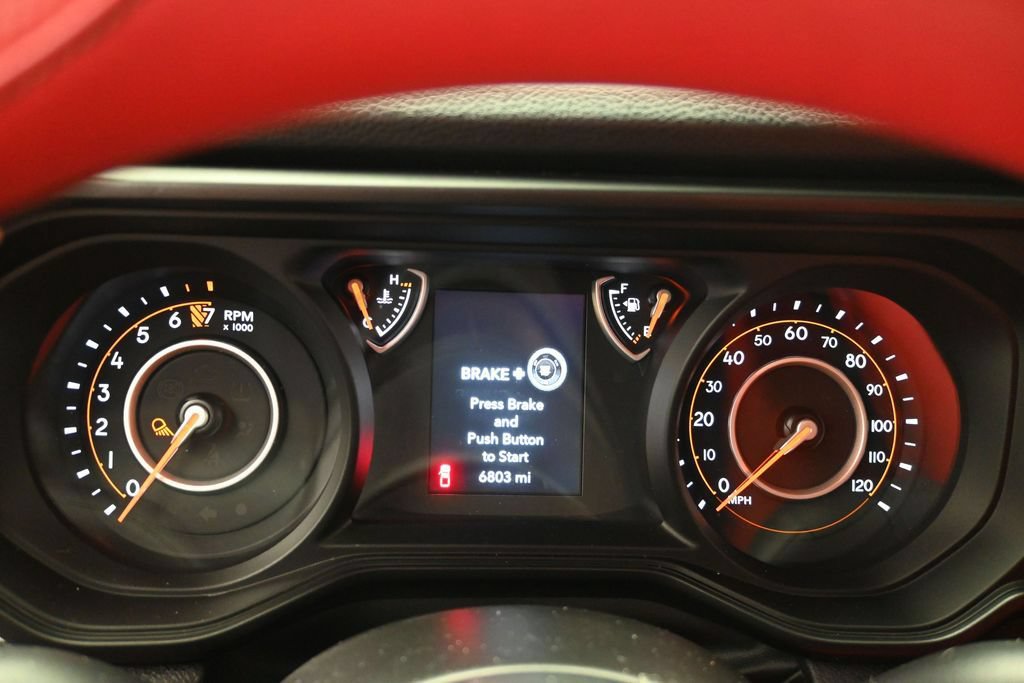 Used 2025 Jeep Gladiator Sport AWD/4WD image 11