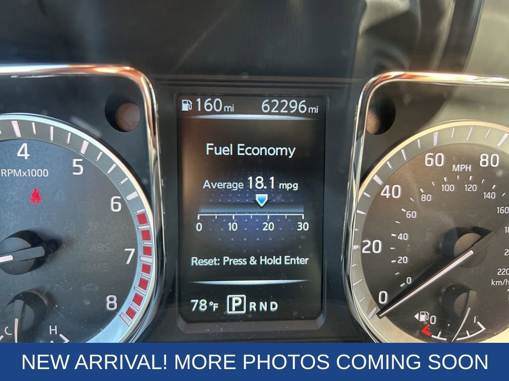 Used 2017 Nissan Titan SV image 11