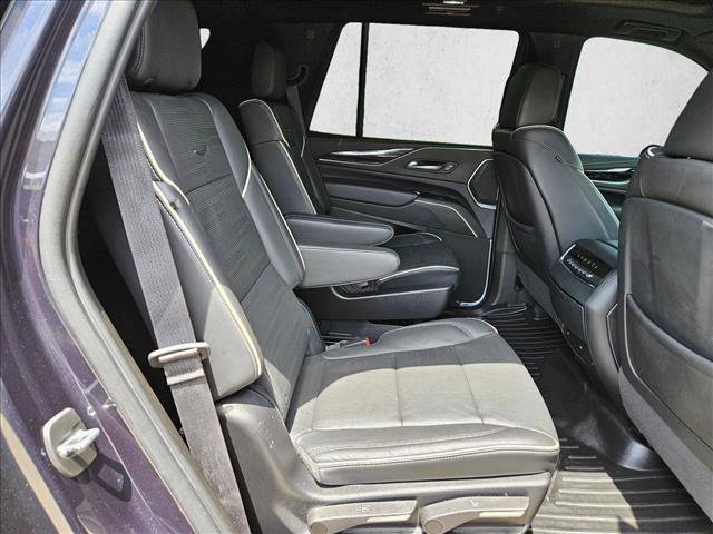 Used 2022 Cadillac Escalade Sport AWD/4WD image 19
