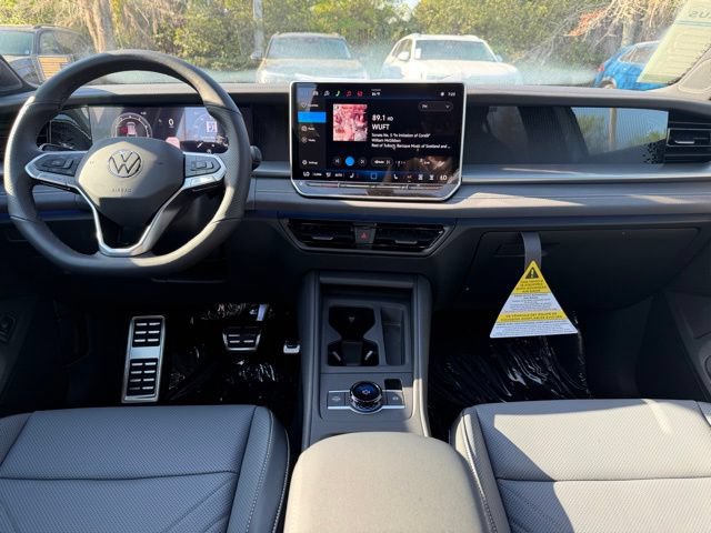 New 2026 Volkswagen Tiguan SE R-Line FWD image 9