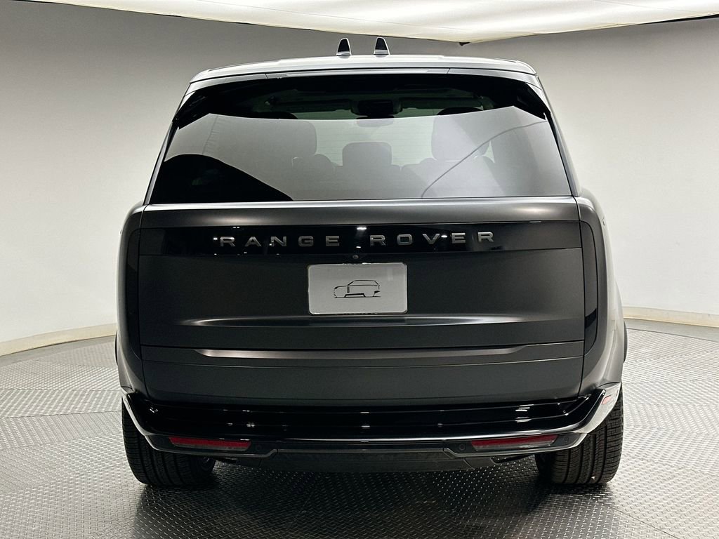 Used 2024 Land Rover Range Rover SE AWD/4WD image 12