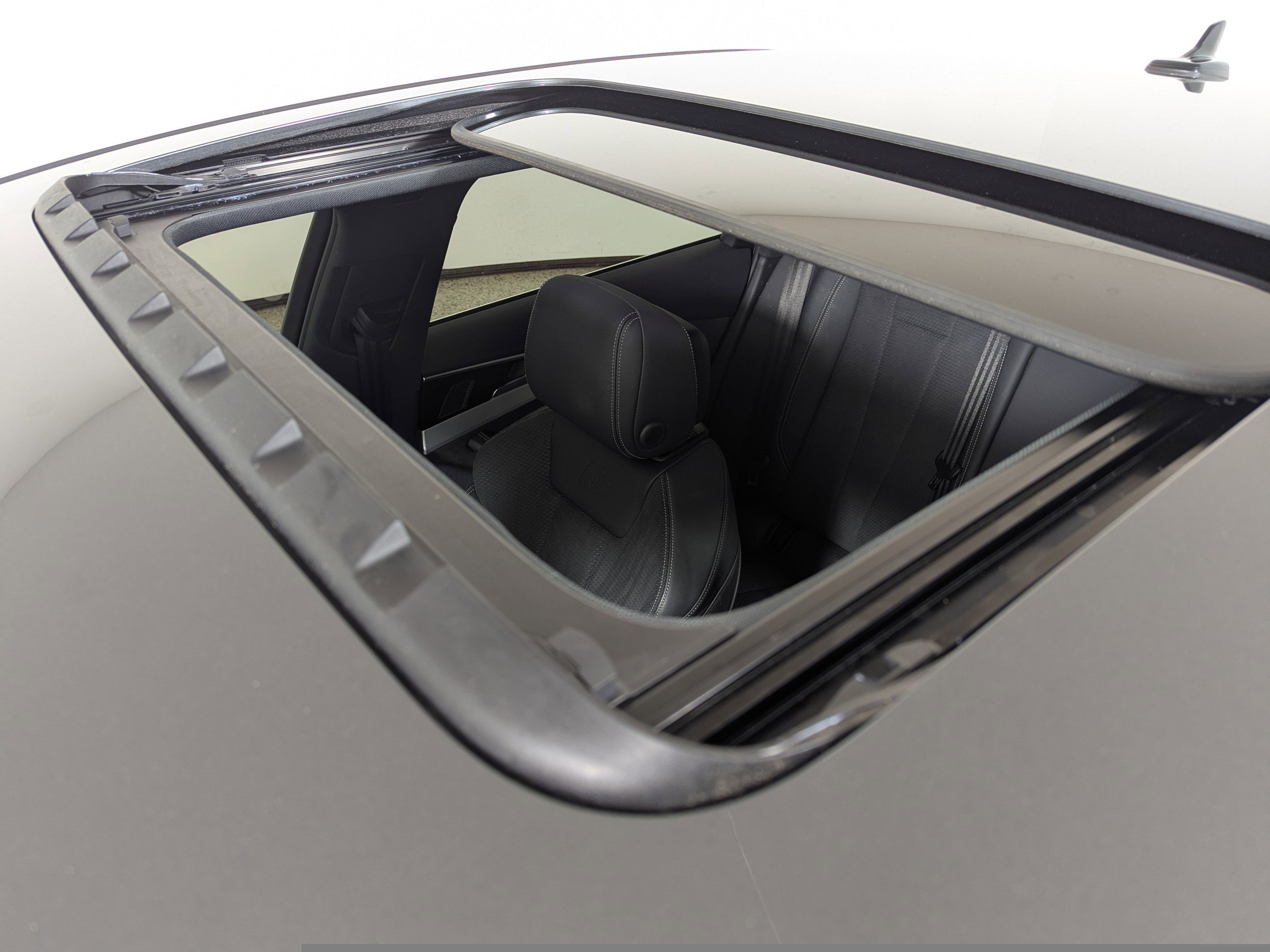 Certified 2023 Audi A4 2.0T Premium Plus w/ Premium Plus Package image 27