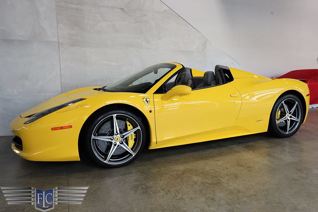 Used 2015 Ferrari 458 Spider RWD image 50