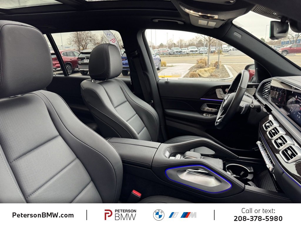 Used 2025 Mercedes-Benz GLS 450 4MATIC image 18