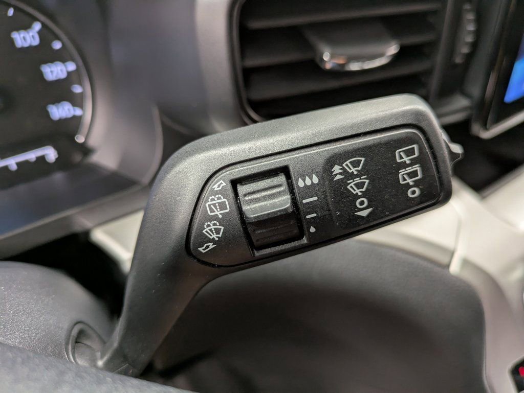 Used 2022 Ford Explorer XLT w/ Class IV Trailer Tow Package image 18