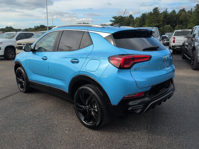 Used 2025 Buick Encore GX Sport Touring AWD/4WD image 4