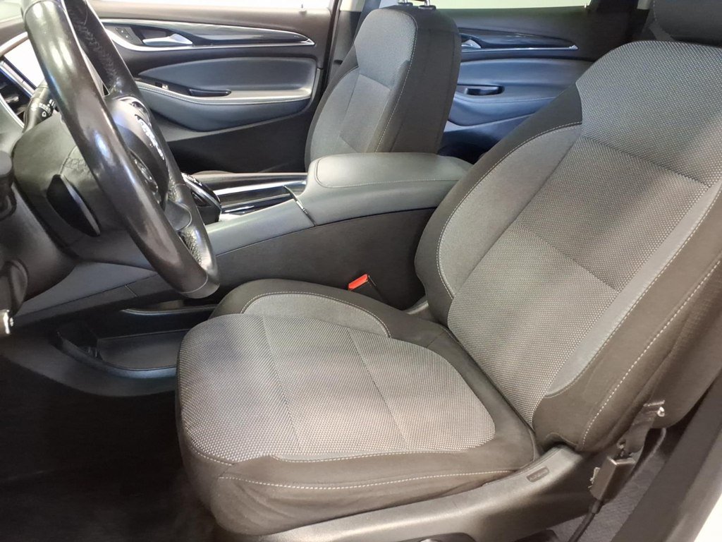 Used 2020 Buick Enclave Preferred FWD image 17
