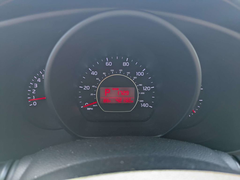 Used 2015 Kia Soul image 32
