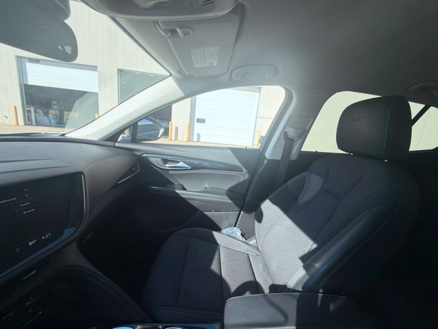 Used 2023 Buick Envision Preferred w/ Sport Touring Package AWD/4WD image 30