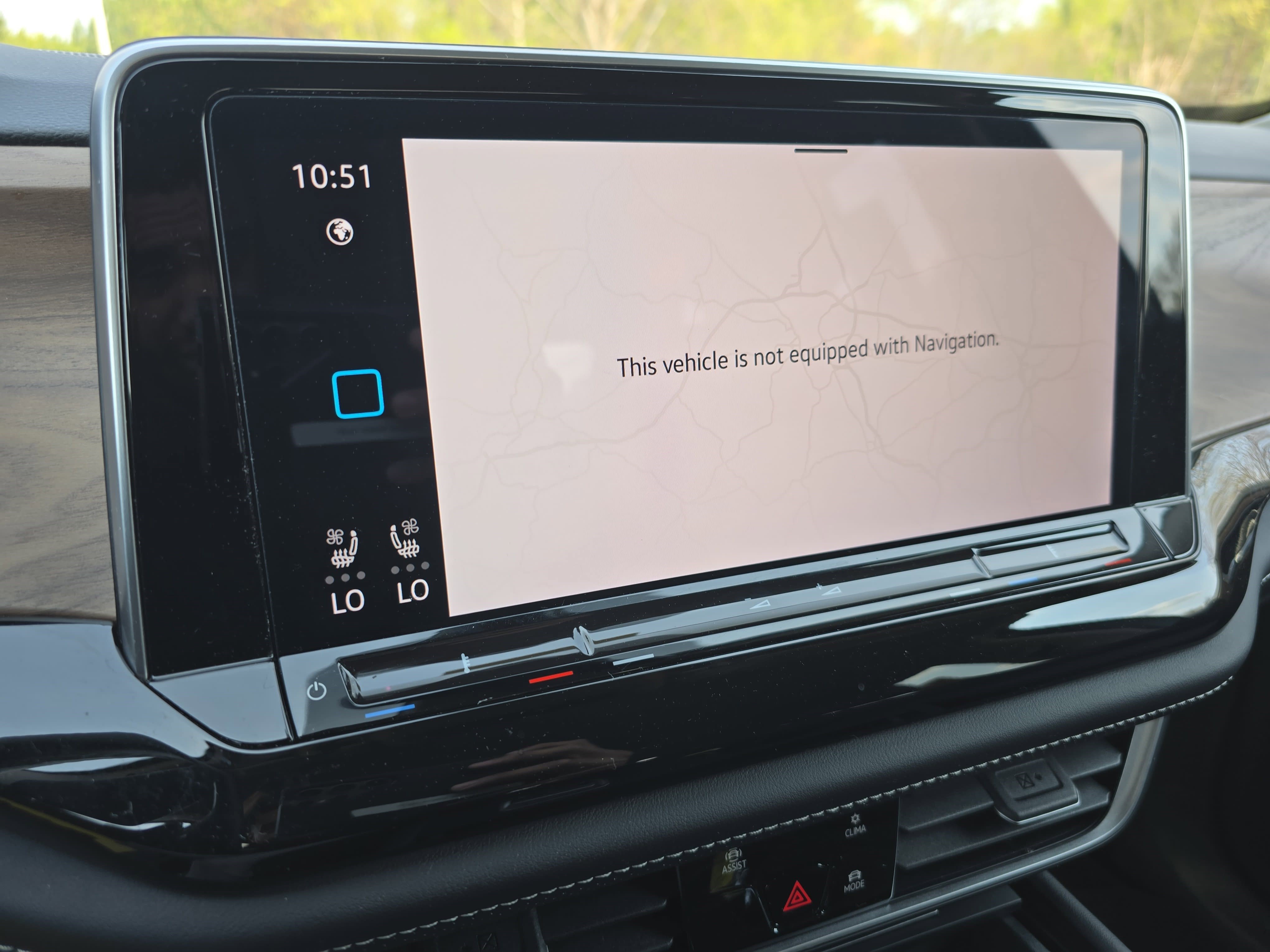 Used 2024 Volkswagen Atlas SE image 23