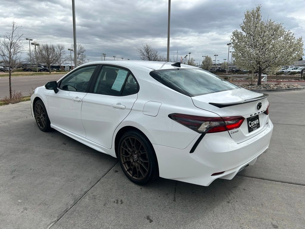 Used 2023 Toyota Camry SE image 5