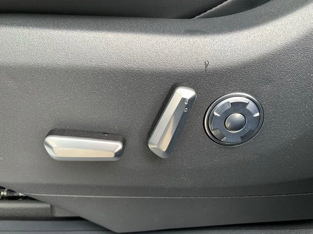 New 2026 Lincoln Navigator Black Label AWD/4WD image 18