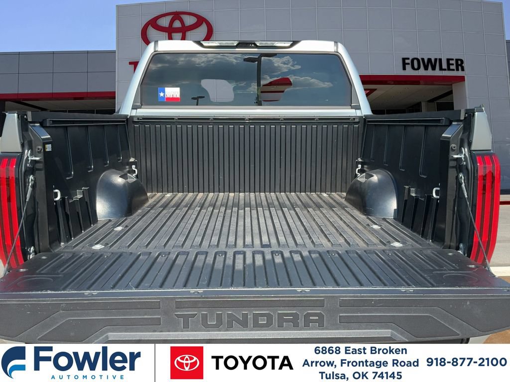 Certified 2025 Toyota Tundra SR5 w/ SR5 Premium Package AWD/4WD image 18
