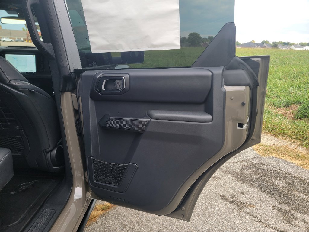 New 2025 Ford Bronco Badlands image 33