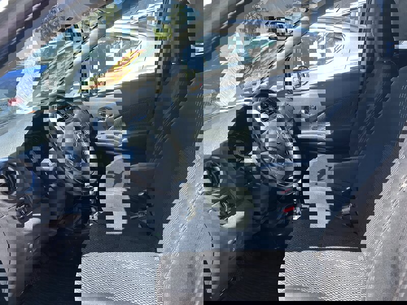 Used 2015 Nissan Versa Note SV image 11