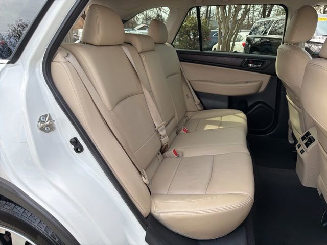 Used 2016 Subaru Outback 2.5i Limited image 10