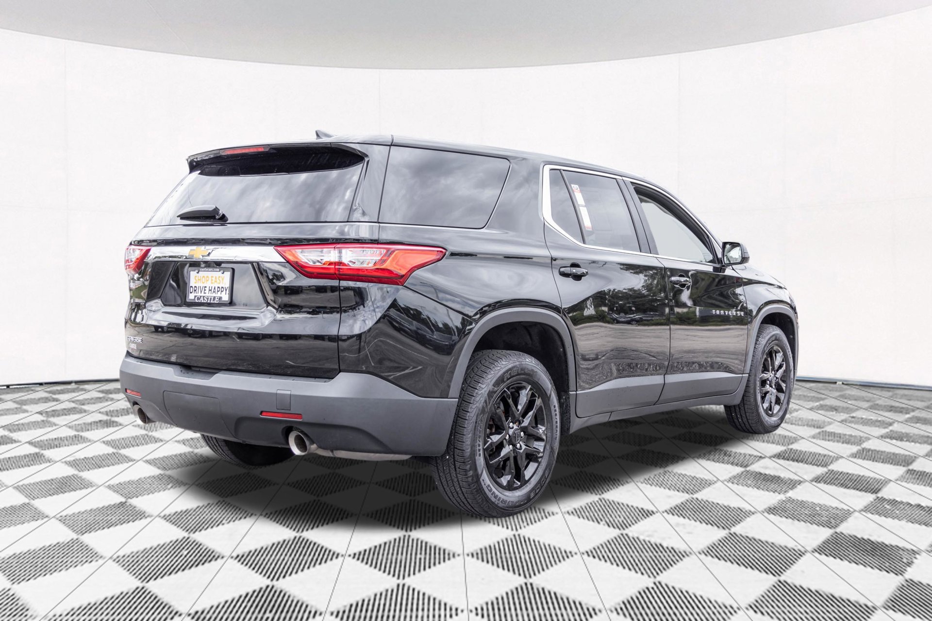 Used 2019 Chevrolet Traverse LS FWD image 17