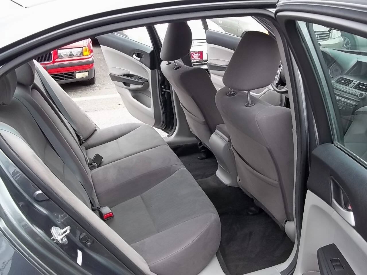 Used 2012 Honda Accord LX image 11