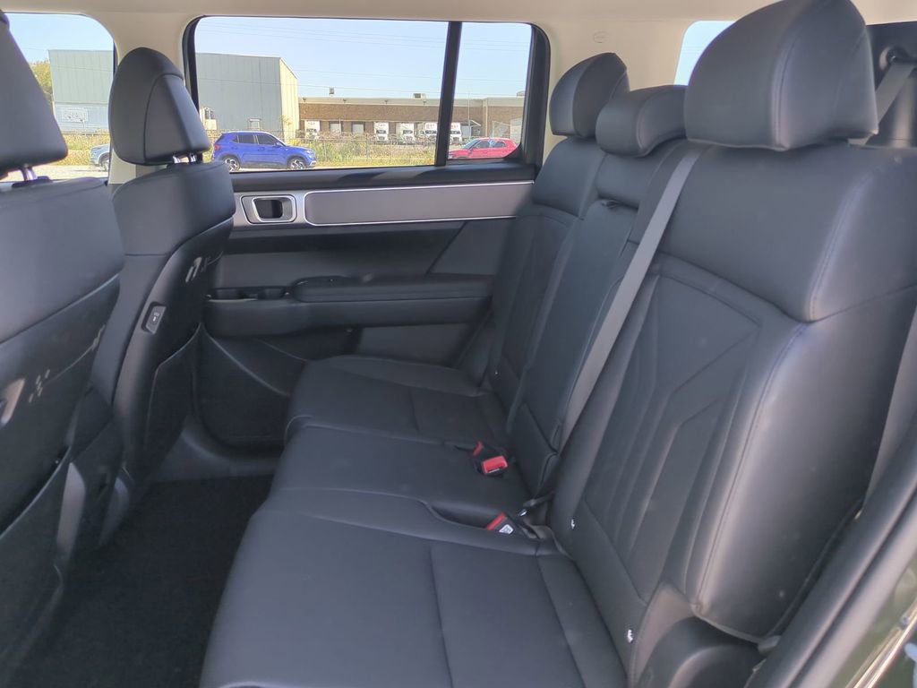 New 2026 Hyundai Santa Fe SEL image 16