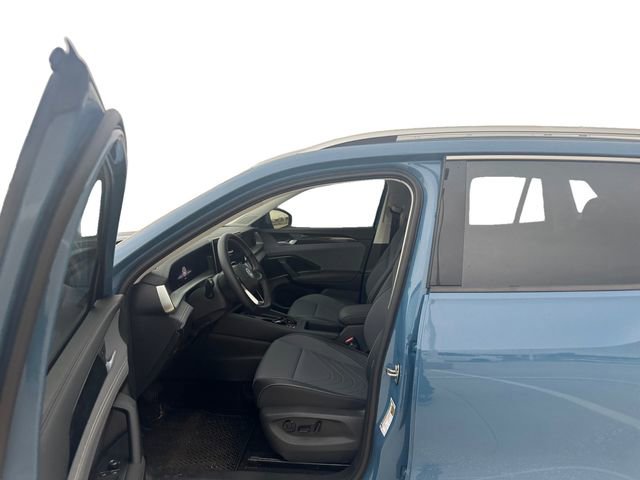 Used 2026 Volkswagen Tiguan SE FWD image 10