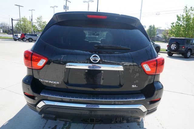 Used 2017 Nissan Pathfinder SL w/ SL Premium Package FWD image 6