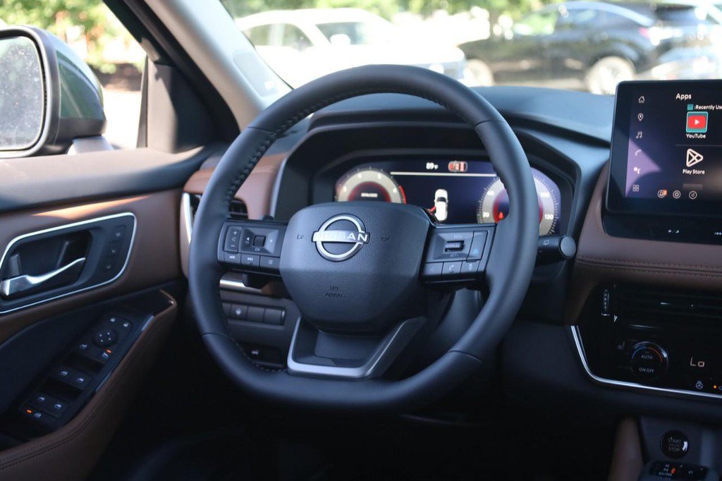 New 2026 Nissan Rogue Platinum AWD/4WD image 23