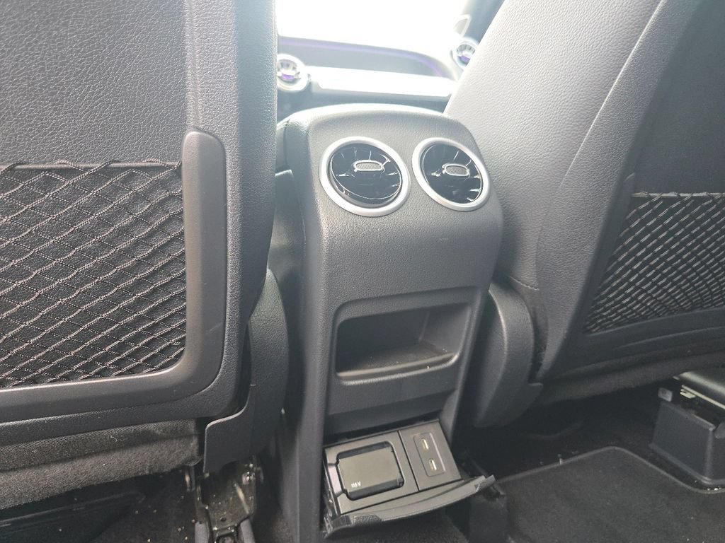 Used 2026 Mercedes-Benz GLB 250 4MATIC image 26