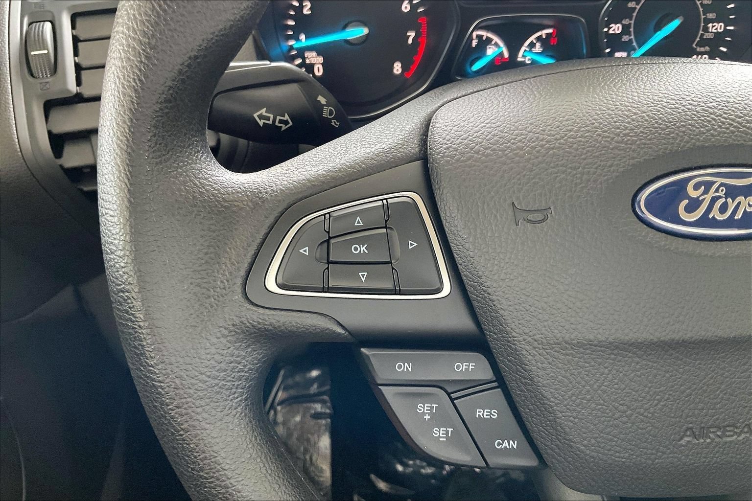 Used 2018 Ford Escape SE w/ SE Sync 3 Package AWD/4WD image 11