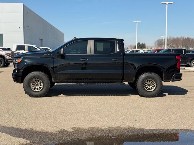 Used 2025 Chevrolet Silverado 1500 Custom Trail Boss AWD/4WD image 8