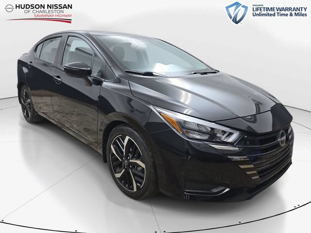 Used 2025 Nissan Versa SR w/ Trunk Package FWD image 1