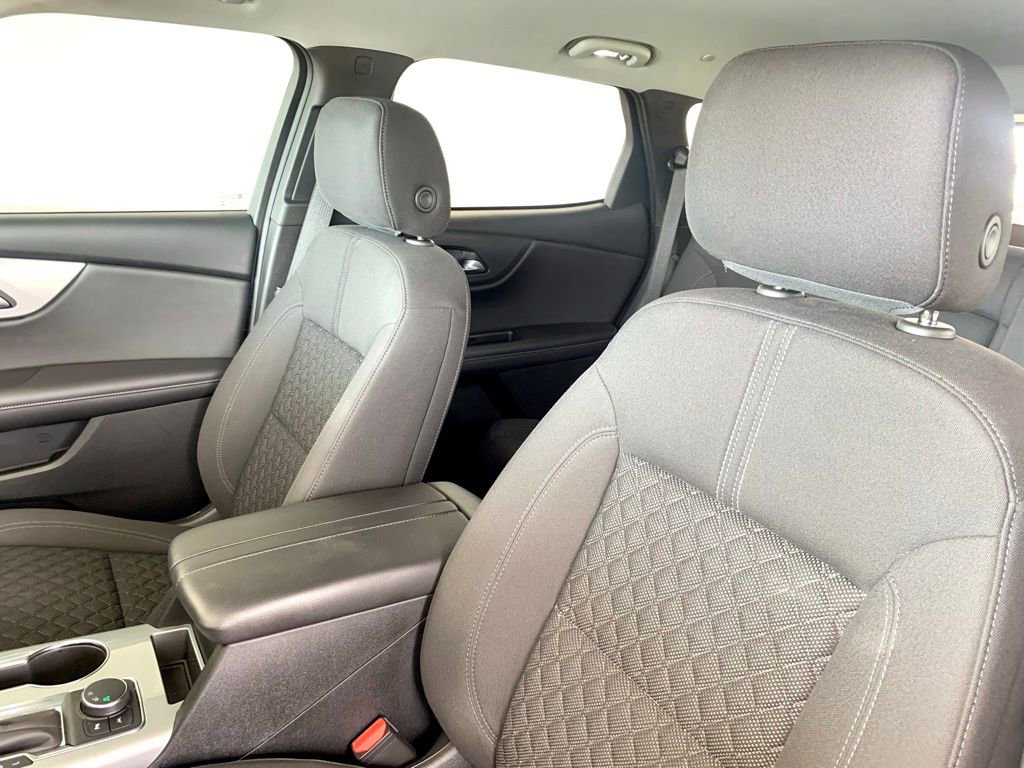 Used 2022 Chevrolet Blazer LT FWD image 12