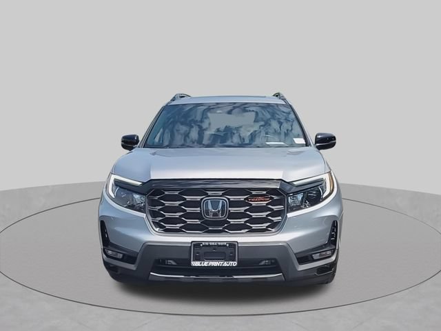 Used 2024 Honda Passport TrailSport image 3