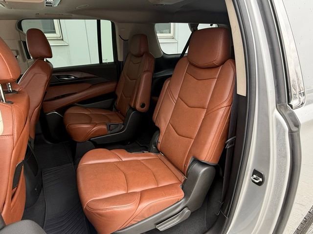 Used 2015 Cadillac Escalade ESV Premium image 26