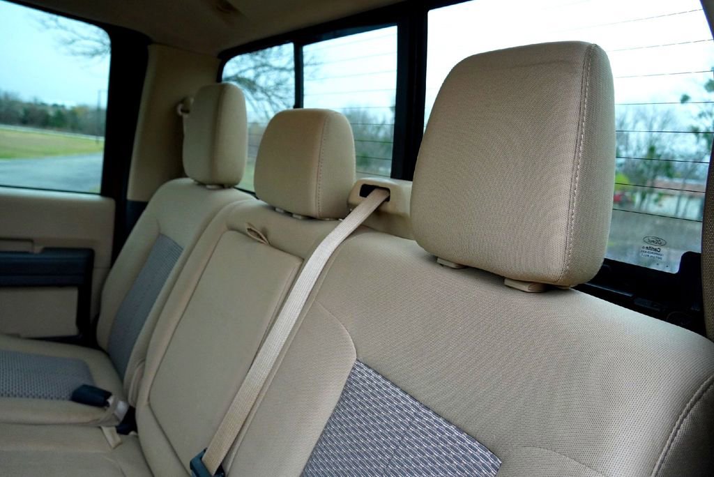 Used 2015 Ford F250 XLT w/ XLT Premium Package image 31