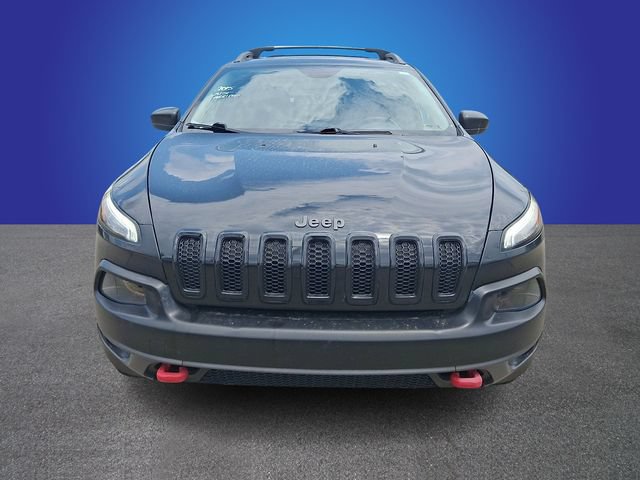 Used 2015 Jeep Cherokee Trailhawk w/ Trailer Tow Group AWD/4WD image 2