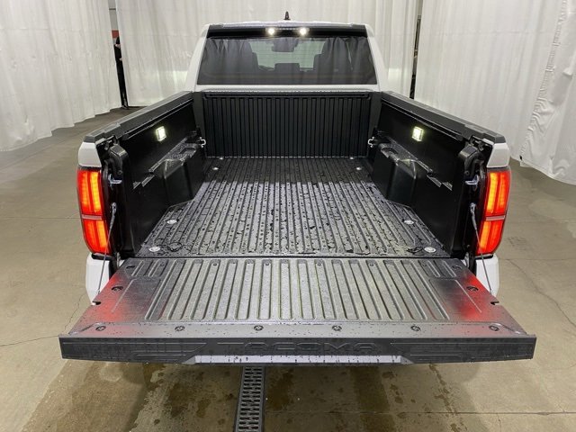 New 2026 Toyota Tacoma SR5 image 11