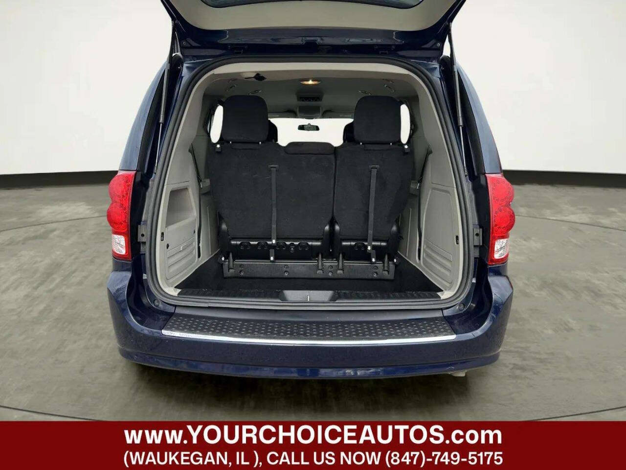 Used 2014 Dodge Grand Caravan SE w/ Quick Order Package 29E SE FWD image 13