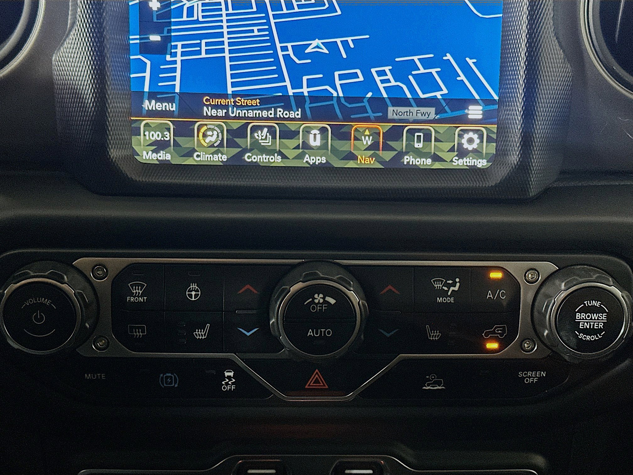 Used 2023 Jeep Wrangler Unlimited w/ Cold Weather Group AWD/4WD image 23