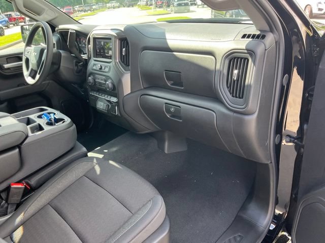 New 2026 Chevrolet Silverado 1500 Custom w/ LPO, Dark Essentials Package RWD image 31