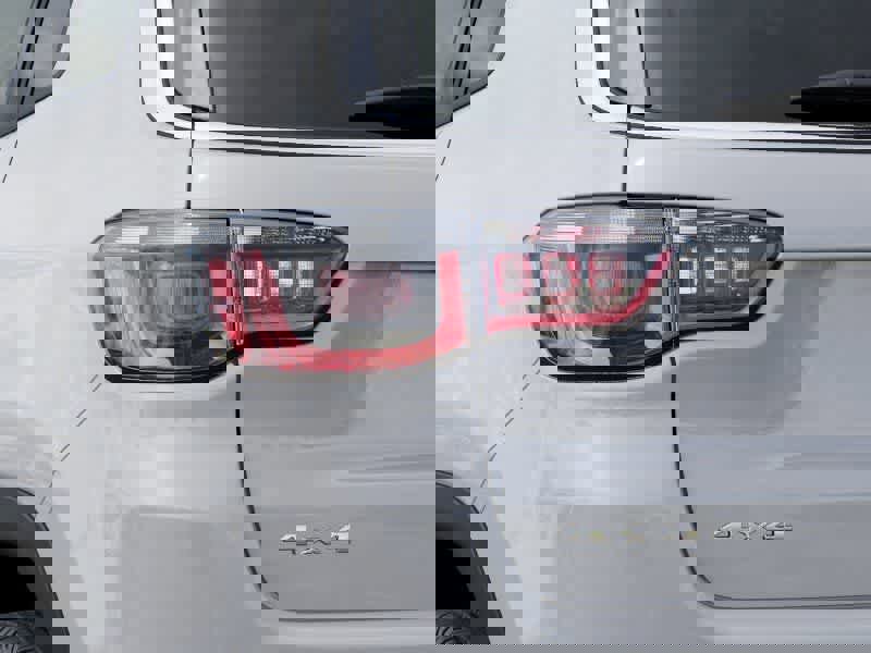 New 2026 Jeep Compass Limited image 9