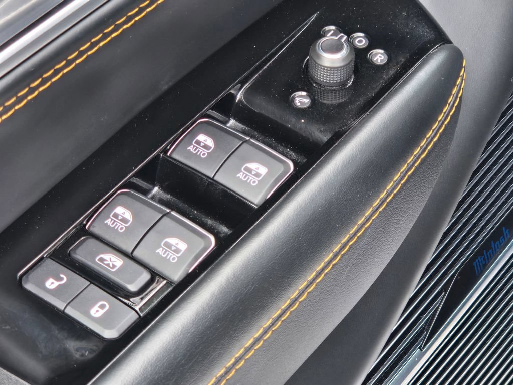 Used 2024 Jeep Grand Wagoneer L Series III AWD/4WD image 35