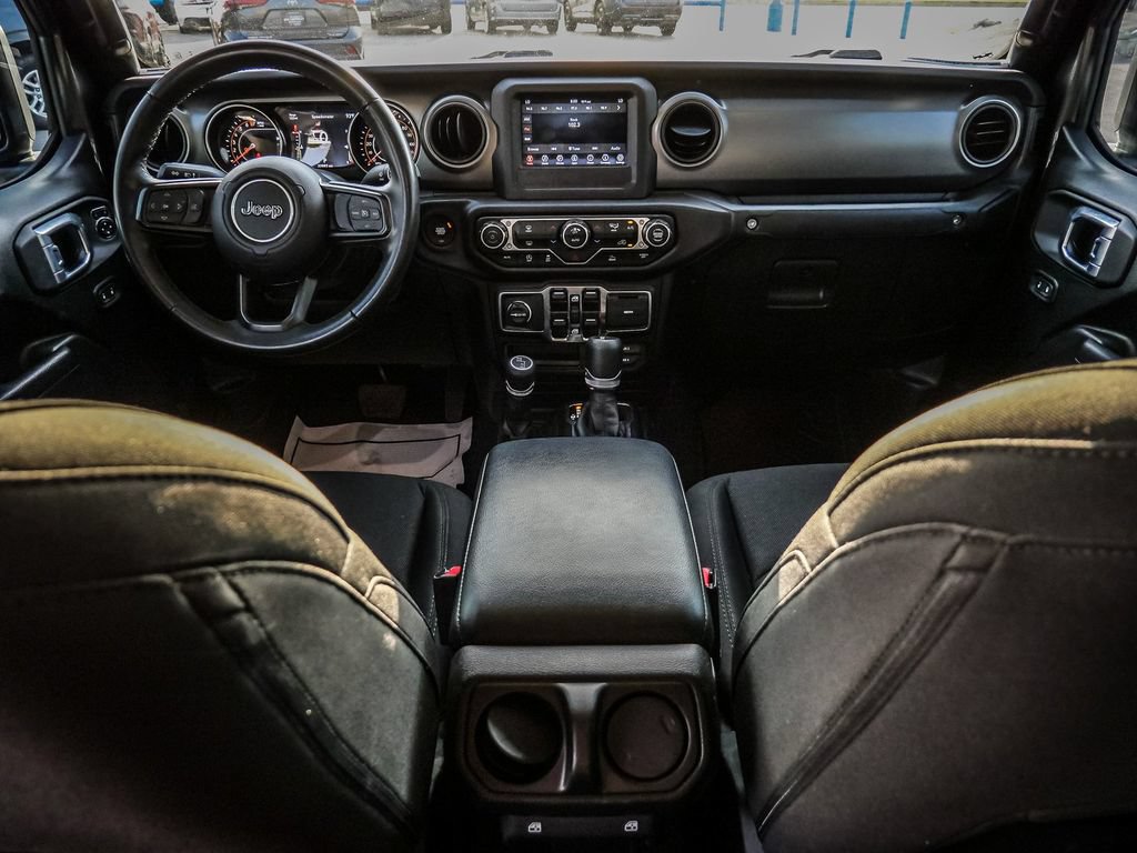 Used 2022 Jeep Gladiator Sport AWD/4WD image 26