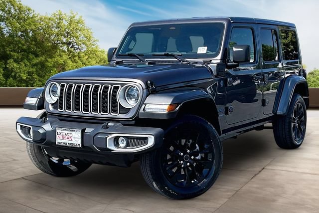 Used 2025 Jeep Wrangler Unlimited Sahara AWD/4WD image 3
