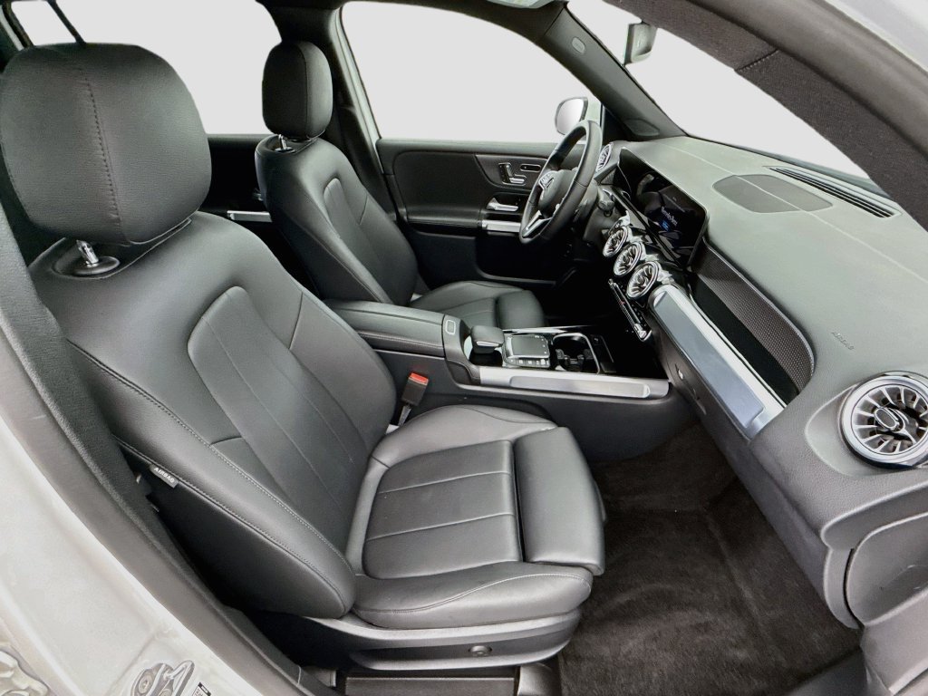 Used 2023 Mercedes-Benz GLB 250 image 18