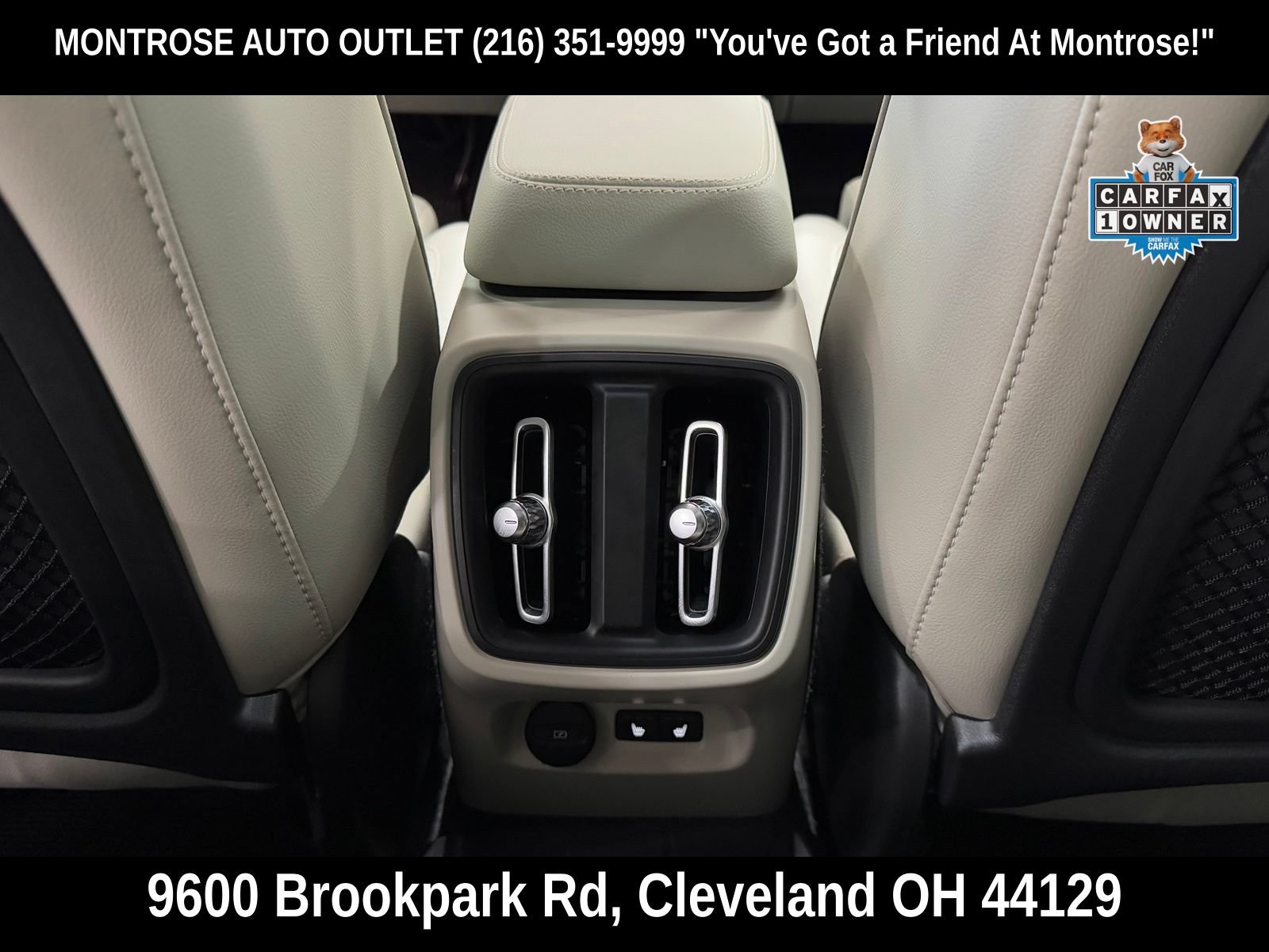 Used 2024 Volvo XC40 B5 Ultimate w/ Protection Package Premier AWD/4WD image 40