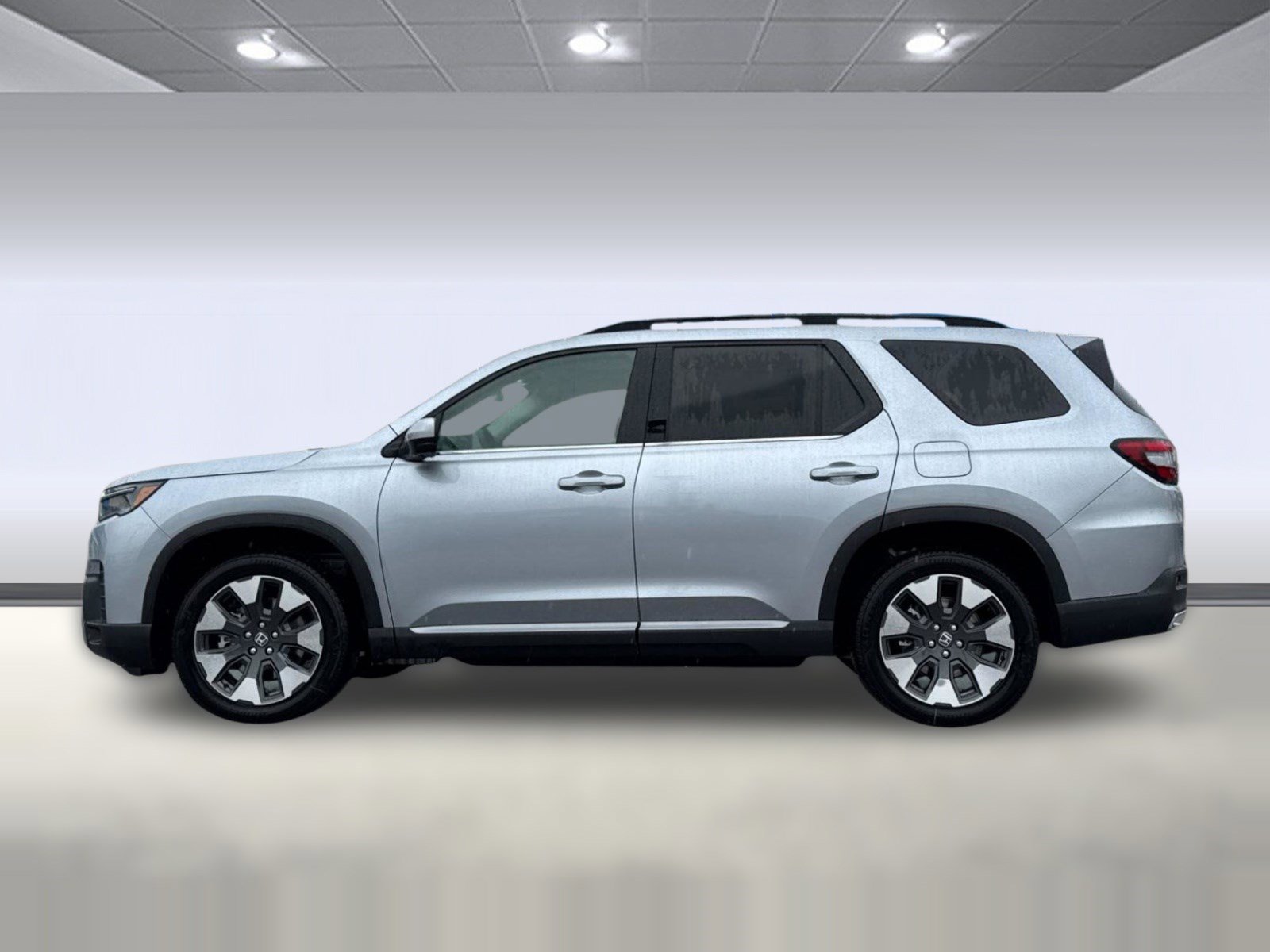 New 2026 Honda Pilot Touring image 2